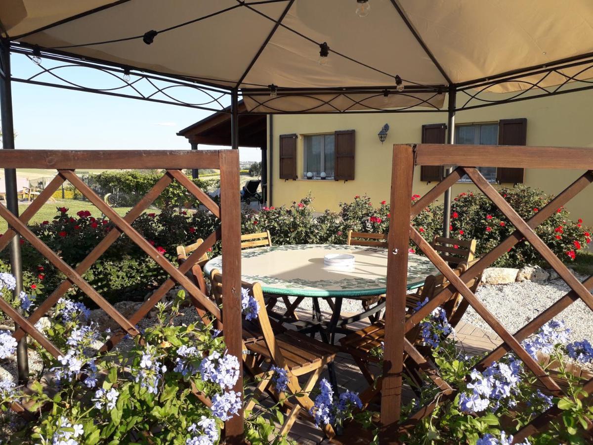 B&B Villa Olesia Ostra Exterior foto