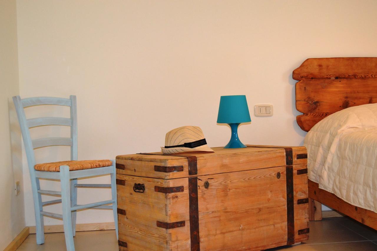 B&B Villa Olesia Ostra Quarto foto