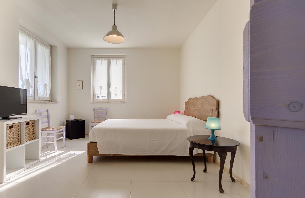 B&B Villa Olesia Ostra Quarto foto